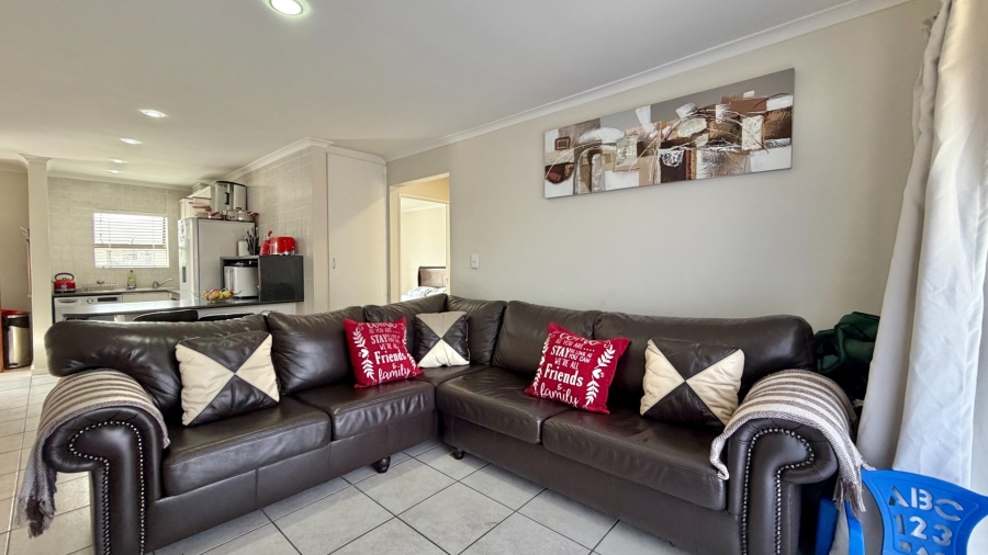 2 Bedroom Property for Sale in Fairview Golf Estate Western Cape